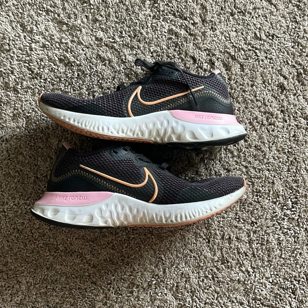 Nike renew run running shoes size 7